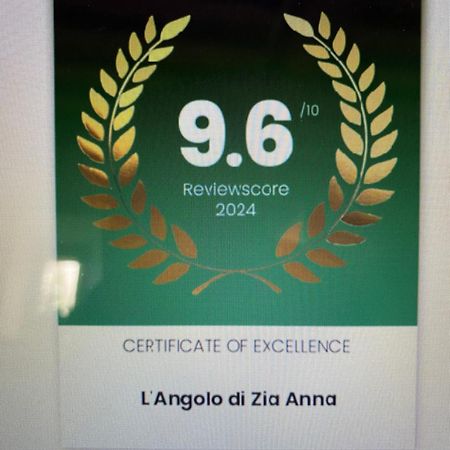 L'Angolo Di Zia Anna Montefalco Exteriör bild