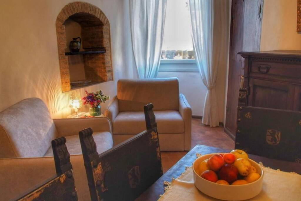 L'Angolo Di Zia Anna Montefalco Exteriör bild
